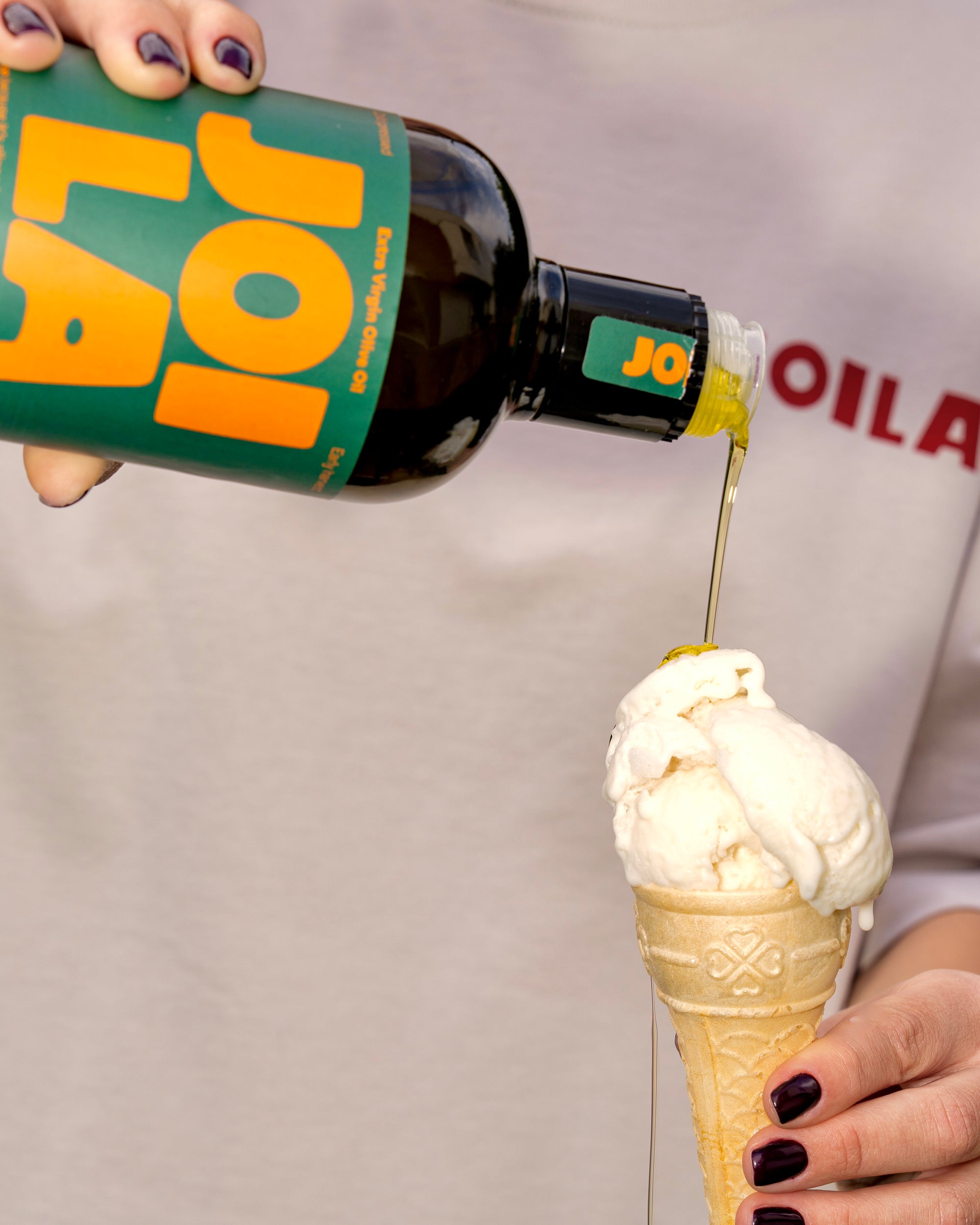 Zeytinyağı ve T-Shirt