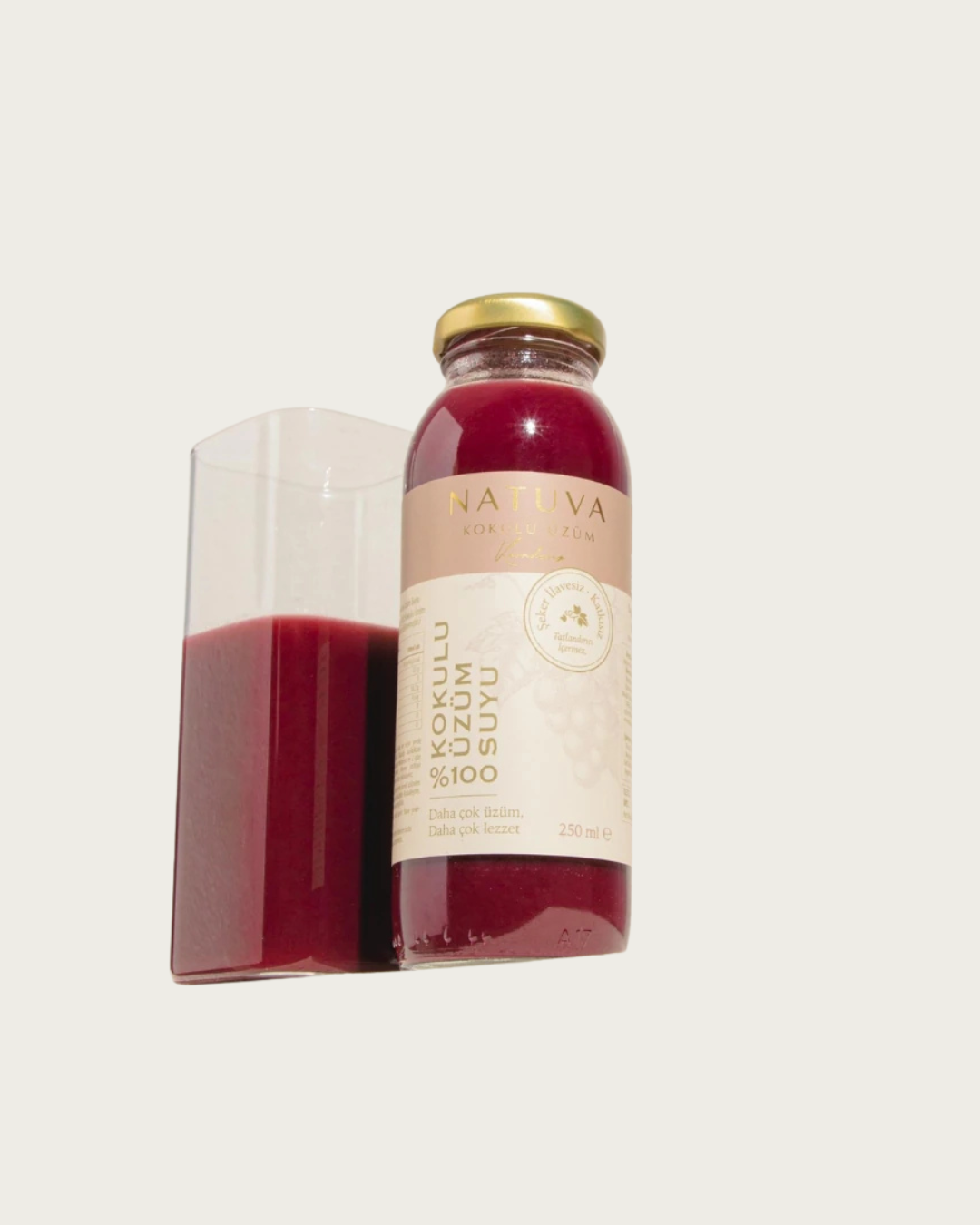 %100 Kokulu Üzüm Suyu
